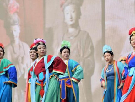 第三屆晉祠國風(fēng)文化節(jié)啟幕 千年皇家園林上演“一眼千年”