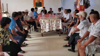 神州新農(nóng)村發(fā)展實(shí)驗(yàn)室運(yùn)營(yíng)總監(jiān)劉漢華帶隊(duì)到河南省商丘永城市苗橋鎮(zhèn)白菜基地調(diào)研