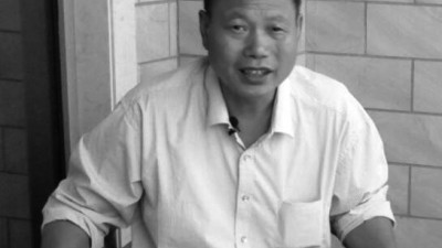 鄉(xiāng)村會(huì)計(jì)（中篇小說）