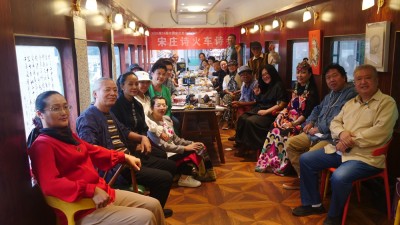 2024第14屆中國·宋莊文化藝術節(jié)——“宋莊詩火車詩會”舉行