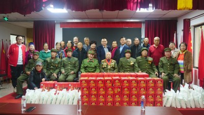 情系參戰(zhàn)老兵，盈潤(rùn)惠民雨中為養(yǎng)老事業(yè)送溫暖