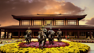 中國文藝名家走進河北邯鄲“品讀千年古都，放歌趙王集團”采風(fēng)筆會  （詩酒文化論壇  《作家報》復(fù)刊22周年）