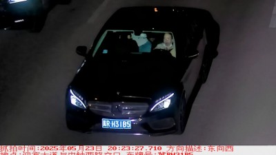 河北大廠：一奔馳車紅綠燈超速致兩名高中生殞命