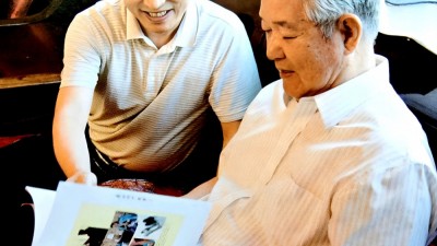 裴懷亮上將會(huì)見(jiàn)中國(guó)軍地書(shū)畫(huà)院代表 鼓勵(lì)當(dāng)好踐行文化自信旗手