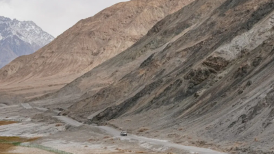 高原軍人精神與時(shí)代英雄史詩(shī)——評(píng)畢淑敏長(zhǎng)篇小說(shuō)《昆侖約定》