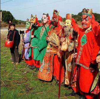 中國(guó)戲劇：東風(fēng)不敵西風(fēng)