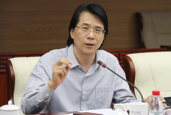 以更嚴(yán)更實(shí)的精神推動(dòng)文學(xué)出版發(fā)展——訪中國(guó)作協(xié)副主席、中國(guó)作