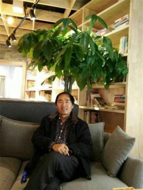 一位草根評論家的學(xué)術(shù)之路----楊青云論稿序一  周思明《作家報》2017.12.29.第52期（總第1090期）