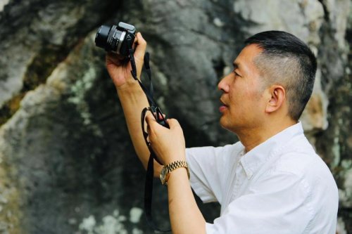 左手是詩(shī),右手是劍