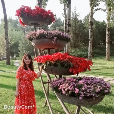 軍旅詩(shī)人段春梅