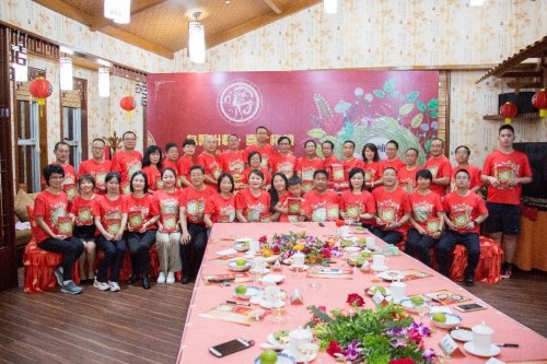 “鳥聚卅載，喜上梅梢”—“火鳥詩社”成立30周年紀(jì)念暨《鳥哺詩》出版首發(fā)式在廣東梅州市舉行