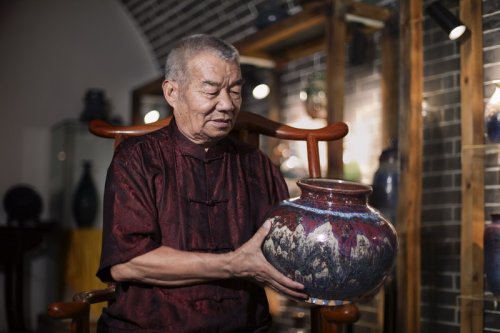 鈞瓷藝術(shù)大師王金合詩歌作品賞析