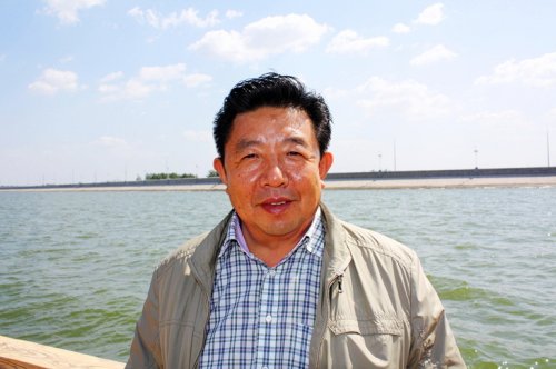 聽(tīng)習(xí)主席講話，看百年慶典